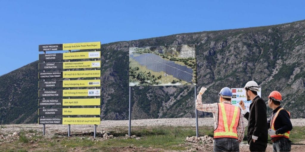 Skandal na gradilištu solarne elektrane Komanje Brdo: Polovina kineskih radnika bez dozvole Gradilište solarne elektrane Komanje Brdo u blizini Stoca