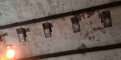 Sanacija tunela Mala Kapela – Detalj oštećenja betonske obloge, pukotine i vidljiva korozija armature u desnoj cijevi autoceste A1